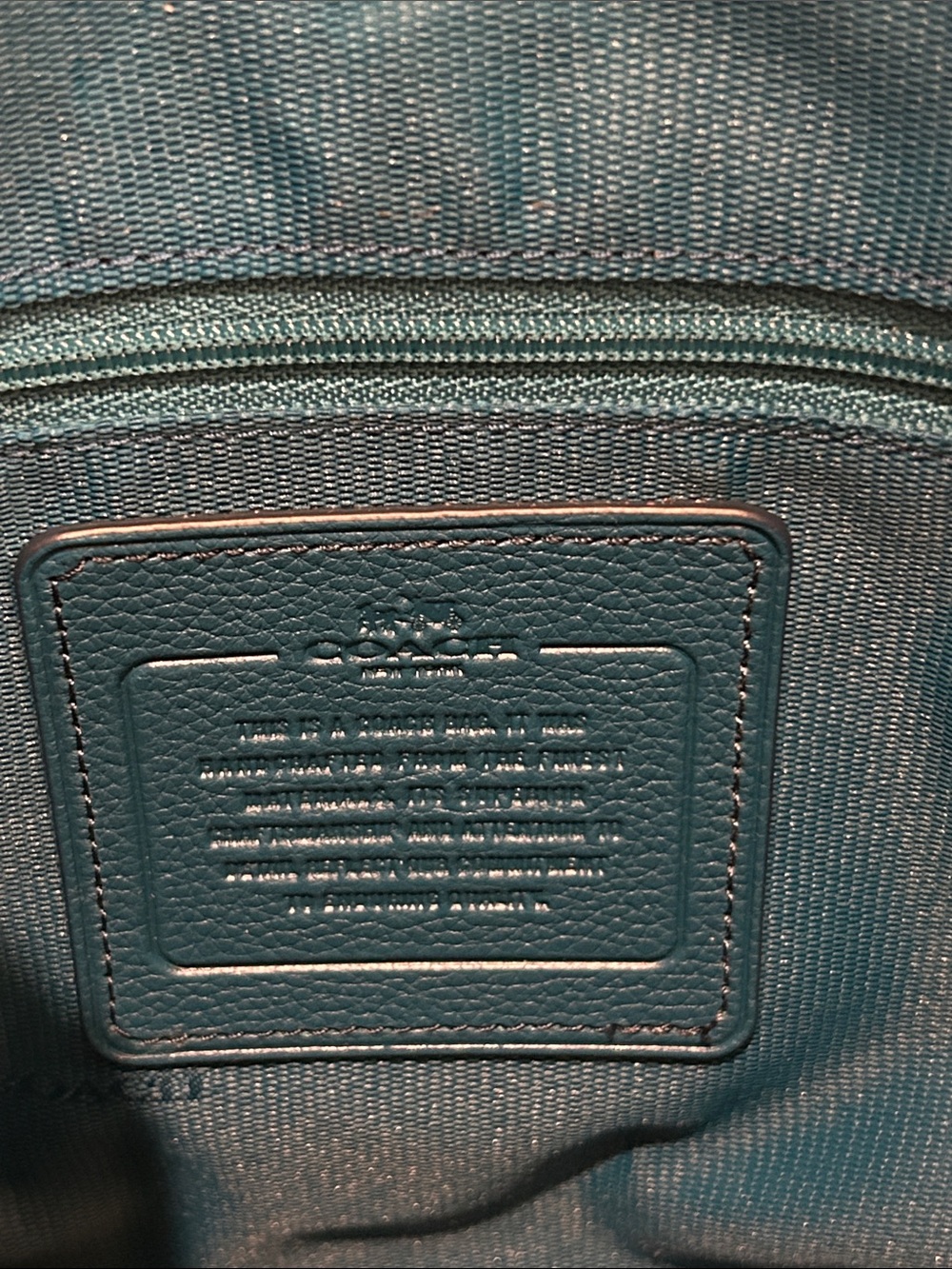 Coach (NWT) Edie Shoulder Bag 31 - Picture 4 of 17